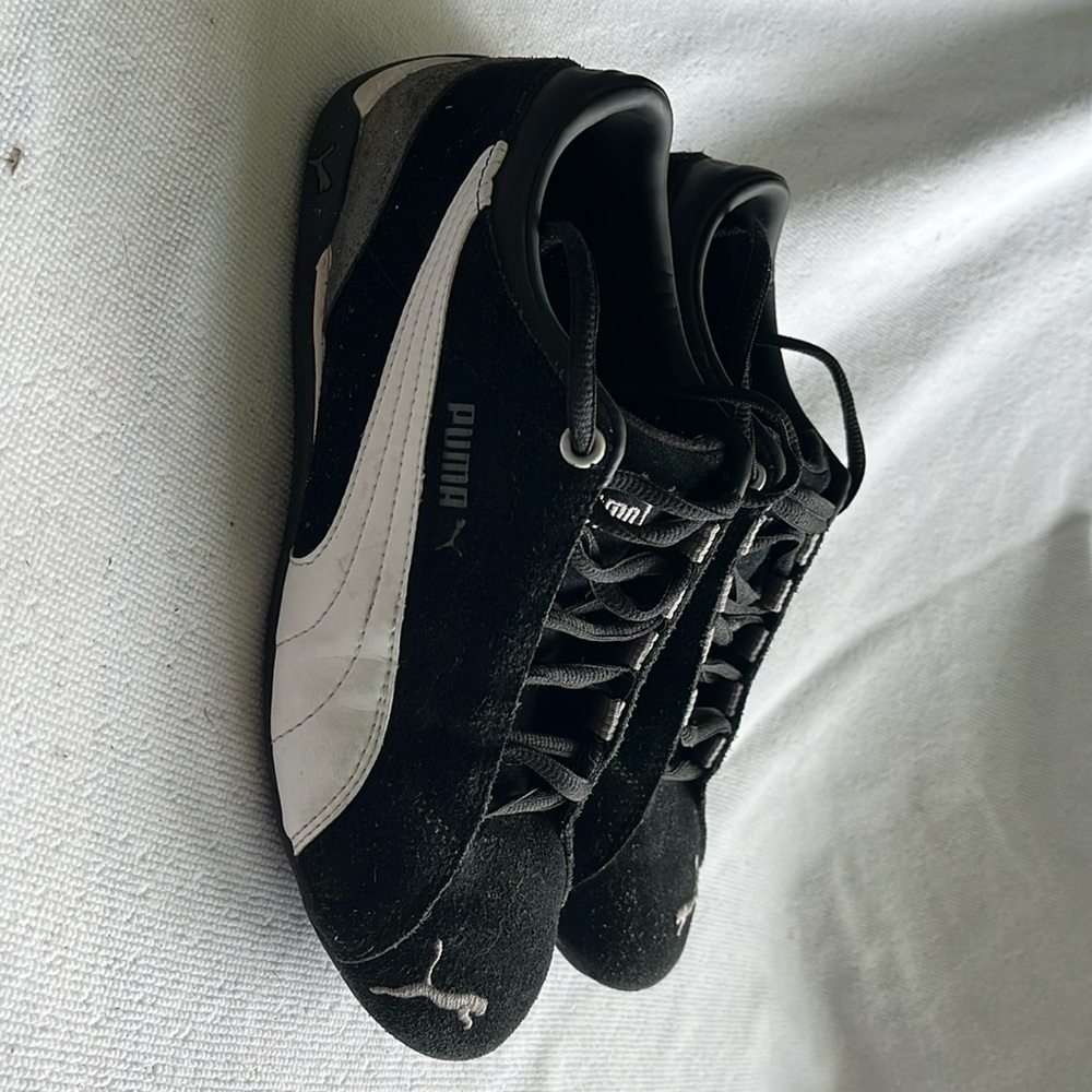 Puma Sneaker Size 6.5